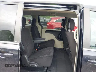 2011 Chrysler Town & Country Touring with VIN 2A4RR5DG7BR641411, listed as a IAAI auction lot 42090973 with 158,298 mi miles and . Bid and sale history available at DreamBid. Image 8.