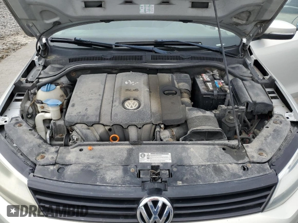 2011 Volkswagen Jetta SE z VIN 3VWDZ7AJ1BM028913, wystawiony jako Copart lot #57152875 z przebiegiem 238 844 mil mil oraz Szkoda całkowita • Salvage title. Historia ofert i sprzedaży dostępna na DreamBid. Obrazek 11.