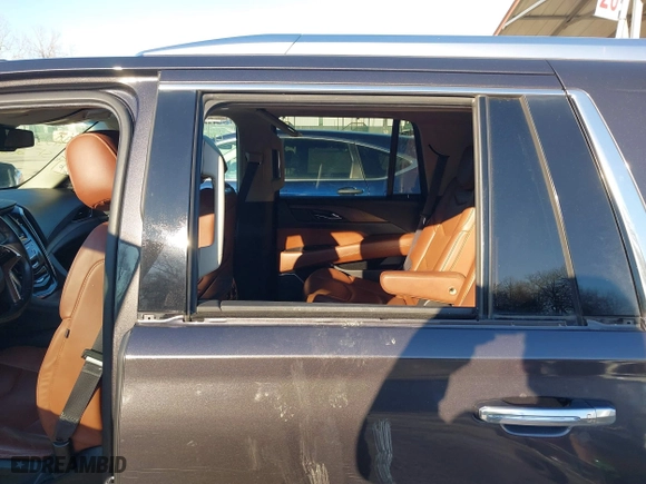 2016 Cadillac Escalade Premium Collection with VIN 1GYS4CKJ7GR374769, listed as a IAAI auction lot 41535852 with 138,260 mi miles. Bid and sale history available at carsss.com. Image 6.