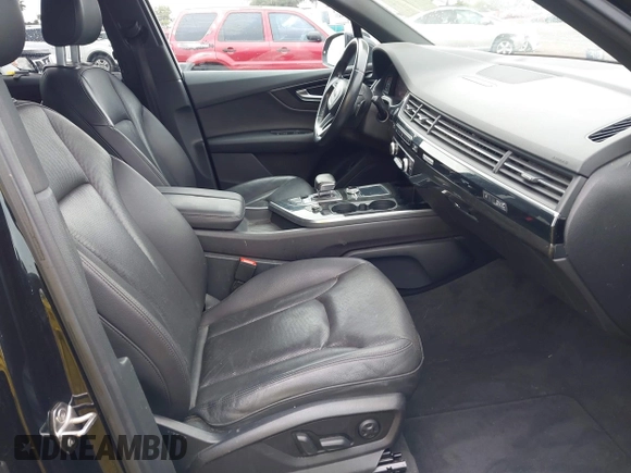 2017 Audi Q7 Premium Plus with VIN WA1LAAF71HD023838, listed as a IAAI auction lot 41924707 with 107,785 mi miles. Bid and sale history available at carsss.com. Image 5.