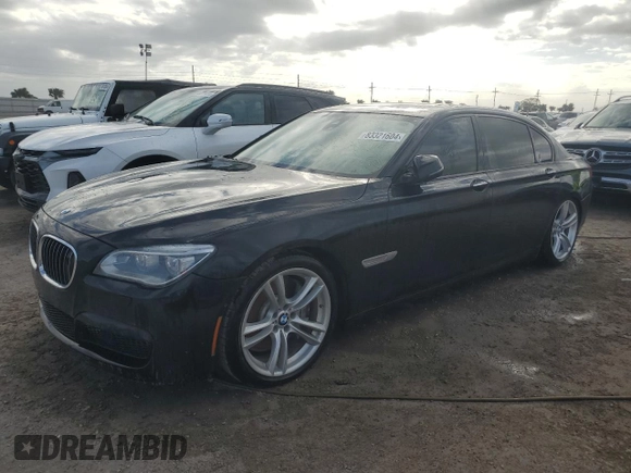 2015 BMW 7 Series 750Li xDrive z VIN WBAYF8C56FD654233, wystawiony jako Copart lot #83321604 z przebiegiem Nie podano mil oraz Nie do naprawy • Non repairable. Historia ofert i sprzedaży dostępna na DreamBid. Obrazek 1.