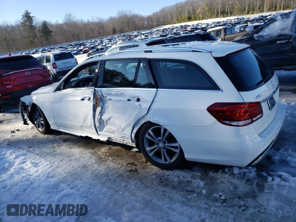 2014 Mercedes-Benz E 350 Luxury with VIN WDDHH8JB7EA822697, listed as a Copart auction lot 45219865 with 45,342 mi miles and Clean Title. Bid and sale history available at DreamBid. Image 2.