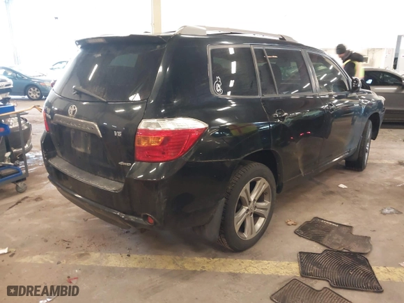 2009 Toyota Highlander Sport with VIN JTEES43A292147672, listed as a IAAI auction lot 41616411 with 148,002 mi miles. Bid and sale history available at carsss.com. Image 4.