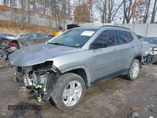 2022 Jeep Compass Latitude с VIN 3C4NJDBB4NT131810, выставлен на аукционе IAAI как лот 41380330 с пробегом 63 588 миль миль и . История ставок и продаж доступна на DreamBid. Изображение 18.
