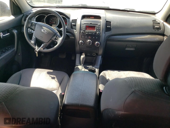 2011 Kia Sorento LX with VIN 5XYKTDA28BG169624, listed as a Copart auction lot 58858964 with 147,478 mi miles and Salvage Title. Bid and sale history available at carsss.com. Image 8.