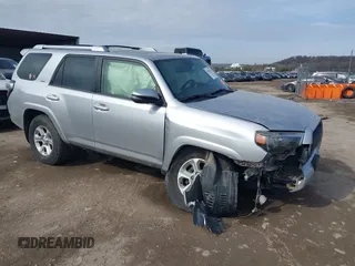 2016 Toyota 4Runner Limited with VIN JTEBU5JRXG5322662, listed as a IAAI auction lot 41582235 with 136,602 mi miles and . Bid and sale history available at DreamBid. Image 1.