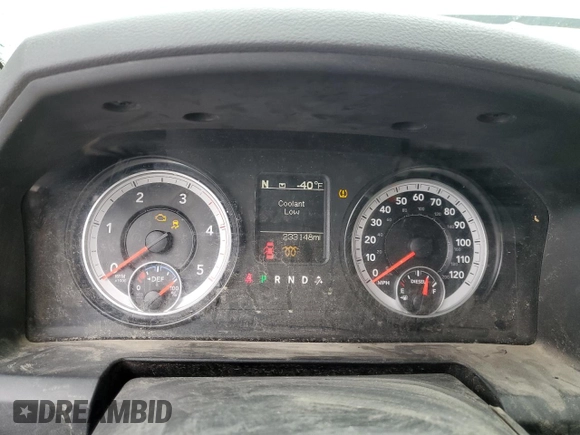 2015 Ram 2500 SLT z VIN 3C6UR5DL4FG576159, wystawiony jako Copart lot #46764514 z przebiegiem 233 148 mil mil oraz Szkoda całkowita • Salvage title. Historia ofert i sprzedaży dostępna na DreamBid. Obrazek 9.