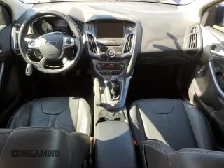 2014 Ford Focus Titanium with VIN 1FADP3J25EL304595, listed as a Copart auction lot 49573805 with 82,233 mi miles and Clean Title. Bid and sale history available at carsss.com. Image 8.