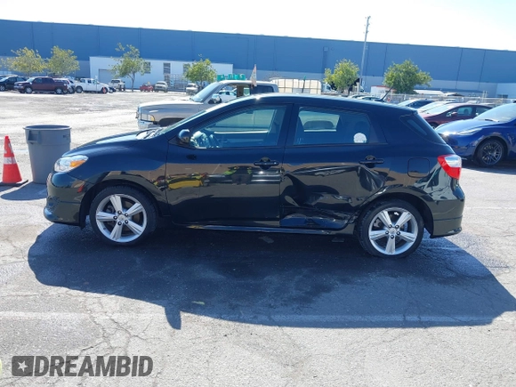 2010 Toyota Matrix S z VIN 2T1LE4EE3AC013164, wystawiony jako IAAI lot #41819287 z przebiegiem 78 028 mil mil oraz . Historia ofert i sprzedaży dostępna na DreamBid. Obrazek 14.