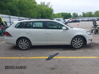2014 Volkswagen Jetta TDI w/Sunroof с VIN 3VWPL7AJ0EM604381, выставлен на аукционе IAAI как лот 42362066 с пробегом 159 274 миль миль и . История ставок и продаж доступна на DreamBid. Изображение 13.