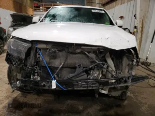 2019 Dodge Durango GT z VIN 1C4RDJDG4KC740581, wystawiony jako Copart lot #53248235 z przebiegiem 108 383 mil mil oraz Szkoda całkowita • Salvage title. Historia ofert i sprzedaży dostępna na DreamBid. Obrazek 5.