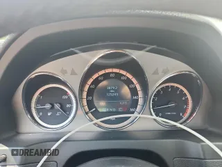 2009 Mercedes-Benz C 300 Sport with VIN WDDGF81X29F256566, listed as a Copart auction lot 66150805 with 125,243 mi miles and Salvage title. Bid and sale history available at DreamBid. Image 9.