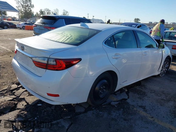 2017 Lexus ES 300h with VIN JTHBW1GG8H2146273, listed as a IAAI auction lot 41825380 with 180,575 mi miles and . Bid and sale history available at DreamBid. Image 4.