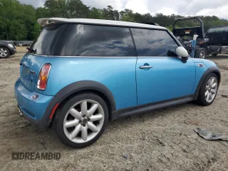2003 MINI Hardtop S with VIN WMWRE33483TD64131, listed as a Copart auction lot 57428065 with 138,384 mi miles and Clean Title. Bid and sale history available at DreamBid. Image 3.