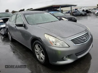 2011 Infiniti G25 Journey with VIN JN1DV6AP9BM603951, listed as a Copart auction lot 82045824 with 200,378 mi miles and Salvage Title. Bid and sale history available at DreamBid. Image 4.