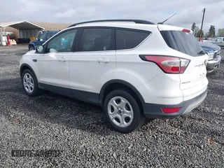 2018 Ford Escape SE with VIN 1FMCU9GD8JUB45369, listed as a IAAI auction lot 41718608 with 91,616 mi miles. Bid and sale history available at carsss.com. Image 3.