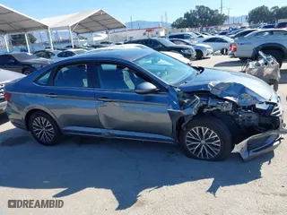 2021 Volkswagen Jetta S with VIN 3VWC57BU4MM104501, listed as a IAAI auction lot 41858016 with 111,285 mi miles. Bid and sale history available at carsss.com. Image 12.