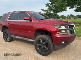 2015 Chevrolet Tahoe LT z VIN 1GNSKBKC4FR103035, wystawiony jako Copart lot #60753305 z przebiegiem 226 136 mil mil oraz Czysty tytuł • Clean title. Historia ofert i sprzedaży dostępna na DreamBid. Obrazek 1.