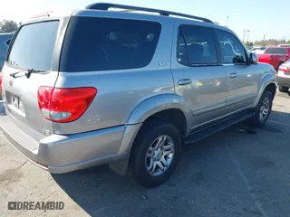 2005 Toyota Sequoia SR5 with VIN 5TDZT34A65S251726, listed as a IAAI auction lot 41646858 with 107,584 mi miles. Bid and sale history available at carsss.com. Image 4.