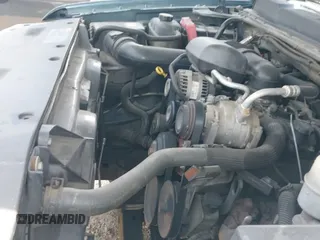 2009 Chevrolet Silverado 1500 Work Truck z VIN 1GCEC19X59Z146132, wystawiony jako IAAI lot #42762428 z przebiegiem 162 323 mil mil oraz . Historia ofert i sprzedaży dostępna na DreamBid. Obrazek 19.