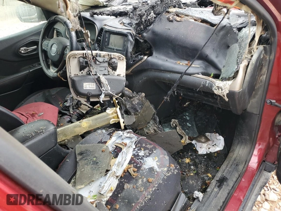 2016 Jeep Cherokee Altitude with VIN 1C4PJMCB3GW318329, listed as a Copart auction lot 56524905 with Not provided miles and Salvage title. Bid and sale history available at DreamBid. Image 8.