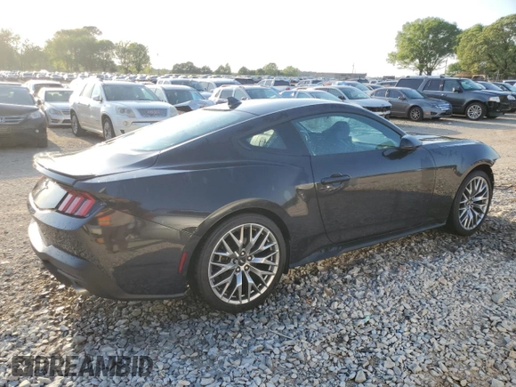 2024 Ford Mustang EcoBoost with VIN 1FA6P8TH1R5132860, listed as a Copart auction lot 52870255 with 10,942 mi miles and Salvage Title. Bid and sale history available at DreamBid. Image 3.