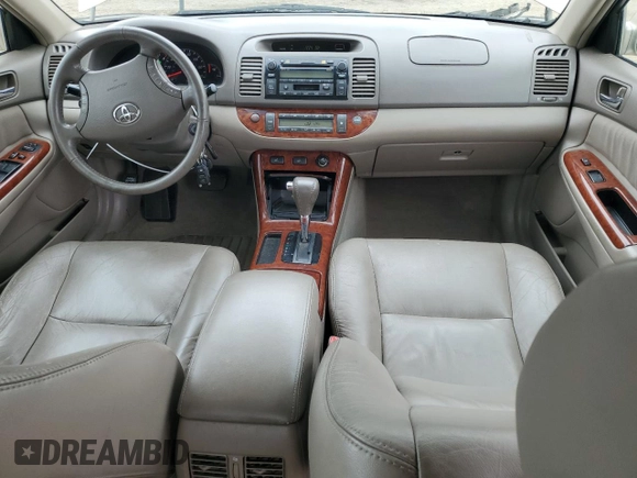 2005 Toyota Camry LE with VIN 4T1BF30K65U082774, listed as a Copart auction lot 52586035 with 119,968 mi miles and Clean Title. Bid and sale history available at DreamBid. Image 8.