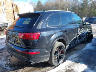 2019 Audi Q7 Prestige with VIN WA1VAAF70KD049749, listed as a IAAI auction lot 41553368 with 88,621 mi miles. Bid and sale history available at carsss.com. Image 4.