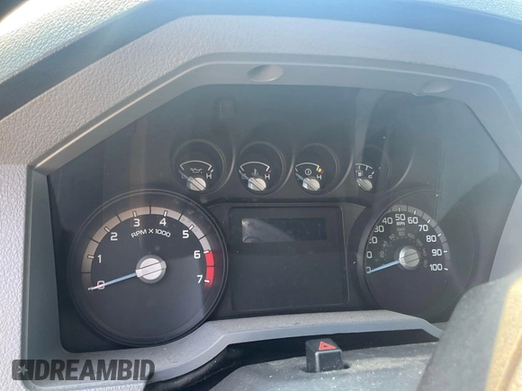 2015 Ford F-250 XLT with VIN 1FT7X2B68FEA89335, listed as a IAAI auction lot 42785319 with 130,513 mi miles and . Bid and sale history available at DreamBid. Image 5.