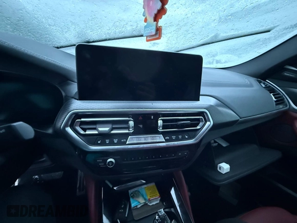 2023 BMW X4 M40i z VIN 5UX43DT03P9S61199, wystawiony jako Copart lot #86424734 z przebiegiem Nie podano mil oraz Szkody całkowita. Historia ofert i sprzedaży dostępna na DreamBid. Obrazek 9.