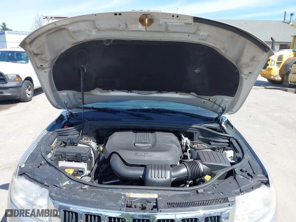 2011 Jeep Grand Cherokee Limited with VIN 1J4RR5GG8BC556064, listed as a IAAI auction lot 42014688 with 151,706 mi miles. Bid and sale history available at carsss.com. Image 10.
