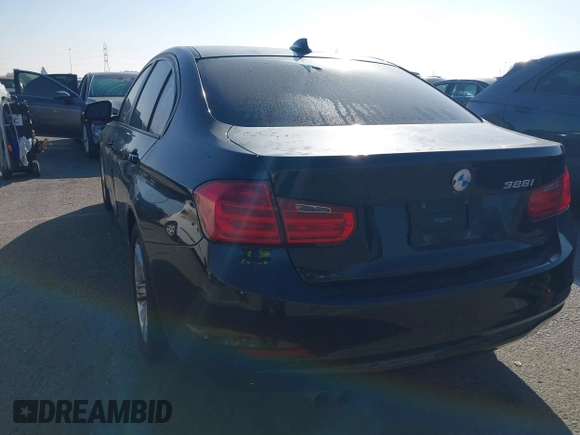 2014 BMW 3 Series 328i with VIN WBA3C1C56EK113011, listed as a IAAI auction lot 41637055 with 175,352 mi miles. Bid and sale history available at carsss.com. Image 3.