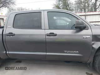 2016 Toyota Tundra SR5 z VIN 5TFEW5F16GX200433, wystawiony jako IAAI lot #41734078 z przebiegiem 183 233 mil mil oraz . Historia ofert i sprzedaży dostępna na DreamBid. Obrazek 14.