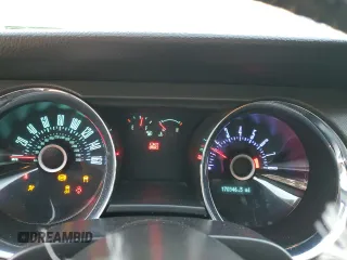 2013 Ford Mustang V6 with VIN 1ZVBP8AM6D5275852, listed as a Copart auction lot 58566405 with 170,546 mi miles and Non repairable. Bid and sale history available at DreamBid. Image 9.