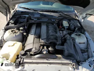 1998 BMW 3 Series 2.8L with VIN 4USCJ3335WLC16206, listed as a Copart auction lot 68746354 with 131,071 mi miles and Salvage Title. Bid and sale history available at carsss.com. Image 11.