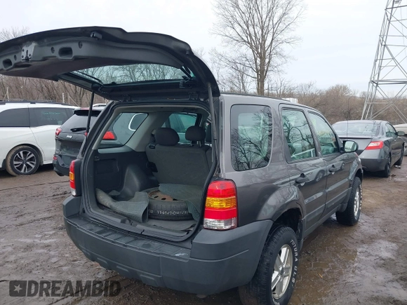 2006 Ford Escape XLS with VIN 1FMYU02Z26KA03834, listed as a IAAI auction lot 41447539 with 168,160 mi miles and . Bid and sale history available at DreamBid. Image 4.
