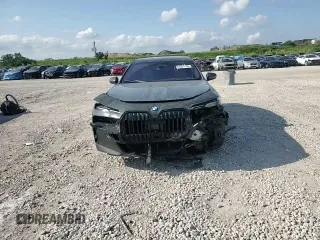 2023 BMW 7 Series 760i xDrive with VIN WBA33EJ09PCM54270, listed as a Copart auction lot 56201195 with 39,708 mi miles and Salvage title. Bid and sale history available at DreamBid. Image 13.
