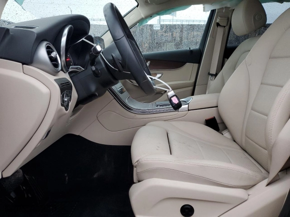 2021 Mercedes-Benz GLC with VIN W1N0G8DB0MV320488, listed as a Copart auction lot 48013105 with 24,458 mi miles and Salvage Title. Bid and sale history available at carsss.com. Image 7.