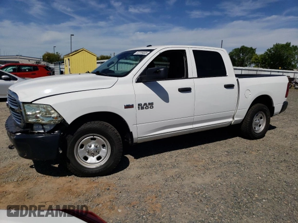 2018 Ram 1500 Express z VIN 3C6RR7KT3JG137841, wystawiony jako Copart lot #52209005 z przebiegiem 36 123 mil mil oraz Czysty tytuł • Clean title. Historia ofert i sprzedaży dostępna na DreamBid. Obrazek 1.