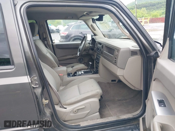 2006 Jeep Commander with VIN 1J8HG48N46C274341, listed as a IAAI auction lot 42264428 with 153,443 mi miles and . Bid and sale history available at DreamBid. Image 5.