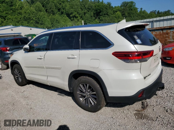 2018 Toyota Highlander SE with VIN 5TDJZRFH5JS536369, listed as a Copart auction lot 61564955 with 130,185 mi miles and Salvage title. Bid and sale history available at DreamBid. Image 2.