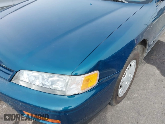 1995 Honda Accord LX with VIN JHMCD5635SC053096, listed as a IAAI auction lot 41666918 with 166,745 mi miles and . Bid and sale history available at carsss.com. Image 6.