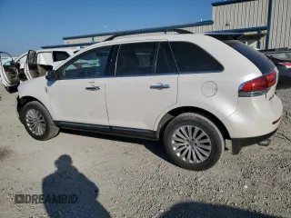 2011 Lincoln MKX z VIN 2LMDJ6JK0BBJ34056, wystawiony jako Copart lot #77958124 z przebiegiem 213 173 mil mil oraz Szkoda całkowita • Salvage title. Historia ofert i sprzedaży dostępna na DreamBid. Obrazek 2.