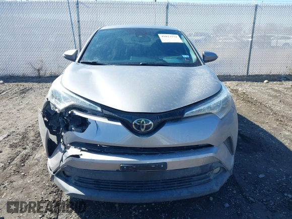 2018 Toyota C-HR XLE with VIN NMTKHMBX4JR035415, listed as a IAAI auction lot 41823751 with 75,566 mi miles. Bid and sale history available at carsss.com. Image 12.
