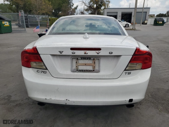 2011 Volvo C70 with VIN YV1672MC3BJ118430, listed as a Copart auction lot 50298405 with 77,501 mi miles and Clean Title. Bid and sale history available at carsss.com. Image 6.