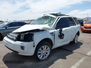 2014 Land Rover LR2 z VIN SALFR2BG4EH403437, wystawiony jako IAAI lot #42356451 z przebiegiem 95 197 mil mil oraz . Historia ofert i sprzedaży dostępna na DreamBid. Obrazek 6.