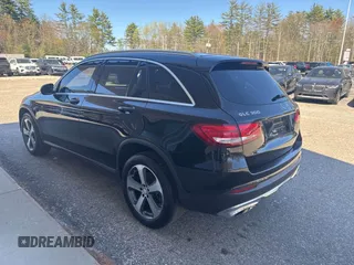 2016 Mercedes-Benz GLC with VIN WDC0G4JB8GF092625, listed as a IAAI auction lot 42171677 with 110,332 mi miles. Bid and sale history available at carsss.com. Image 3.