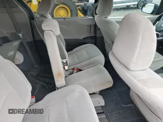 2016 Toyota Sienna LE AAS с VIN 5TDKK3DCXGS701628, выставлен на аукционе Copart как лот 60651765 с пробегом 93 224 миль миль и Чистый • Clean title. История ставок и продаж доступна на DreamBid. Изображение 11.