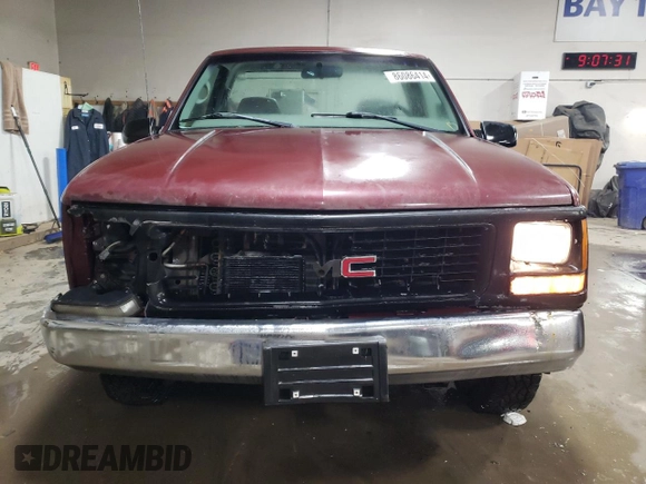 1998 GMC Sierra 1500 with VIN 1GTGC24RXWZ507261, listed as a Copart auction lot 86086414 with 250,149 mi miles and Salvage Title. Bid and sale history available at DreamBid. Image 5.
