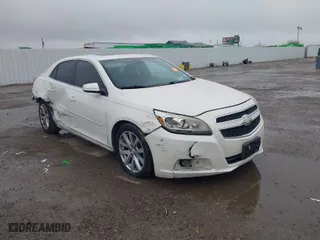 2013 Chevrolet Malibu LT with VIN 1G11E5SA4DF164100, listed as a IAAI auction lot 41615706 with 174,092 mi miles. Bid and sale history available at carsss.com. Image 1.